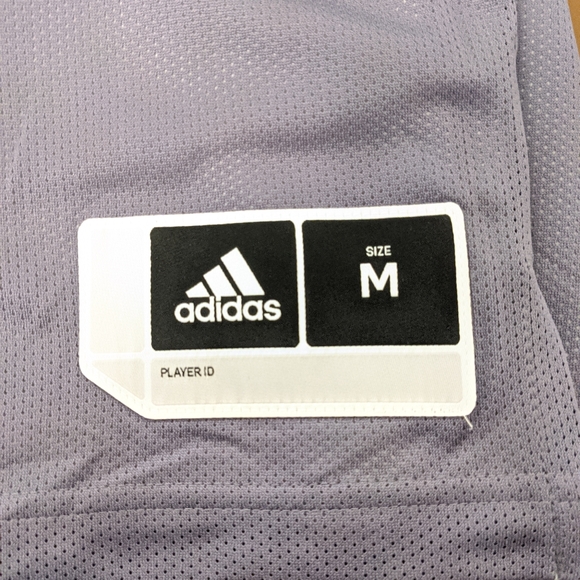 Adidas youth medium basketball athletic shirt - Picture 5 of 6